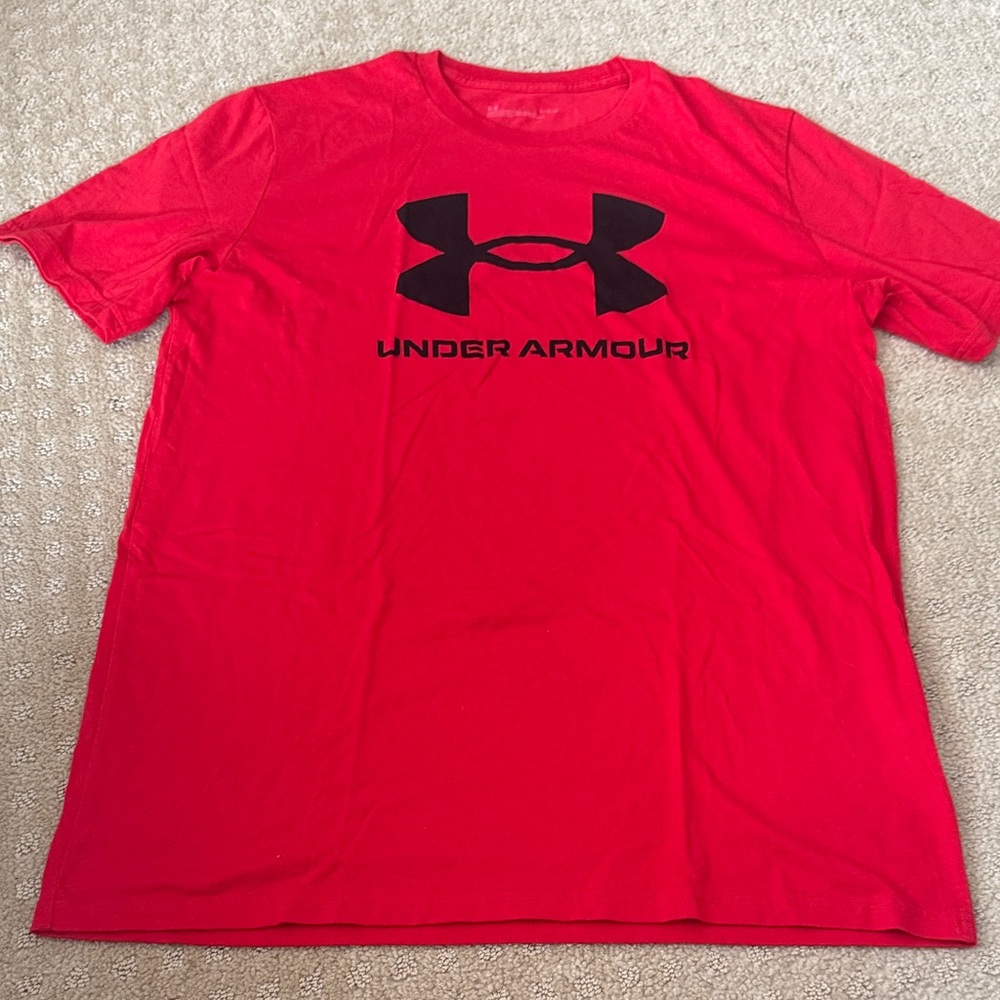 Under Armour Men's Bold Red Short Sleeve Tee